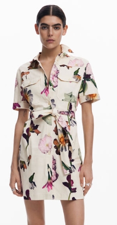 El arte vivo en los patrones de las faldas Desigual Per&uacute;